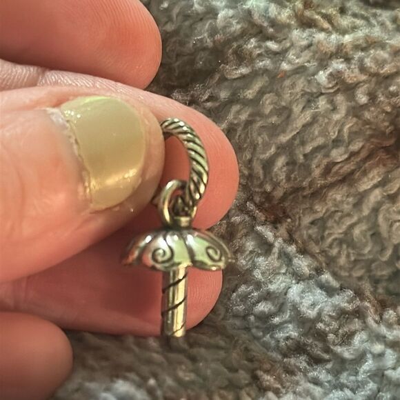 "Beach Umbrella" Pendant Charm -Brighton - Picture 3 of 3